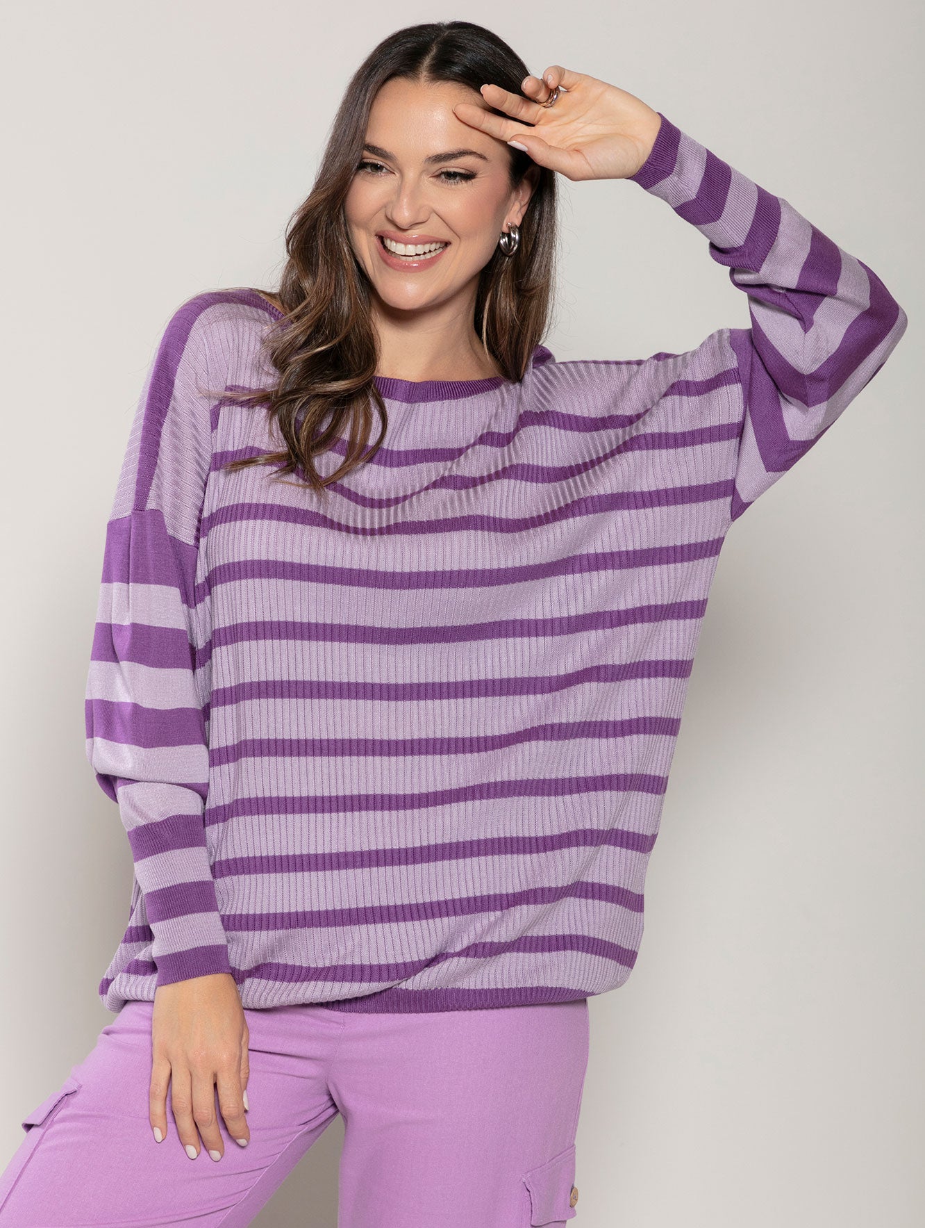 BLUSA URBANITY OVERSIZED LISTRADA COM GOLA CANOA 10964